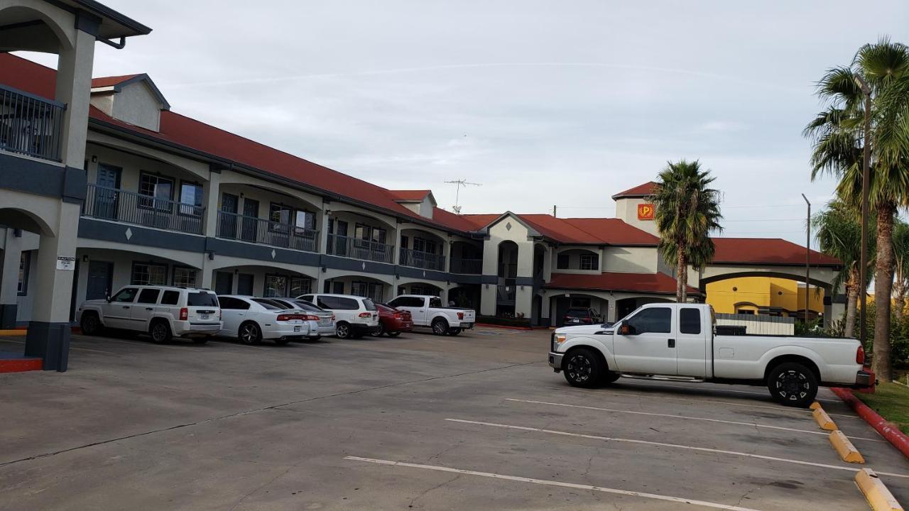 Palace Inn Addicks Eksteriør bilde